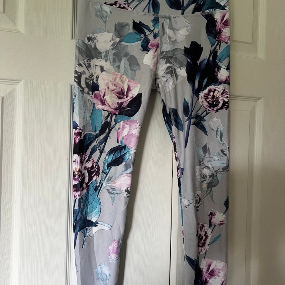 Fabletics Floral Print Leggings Sz M